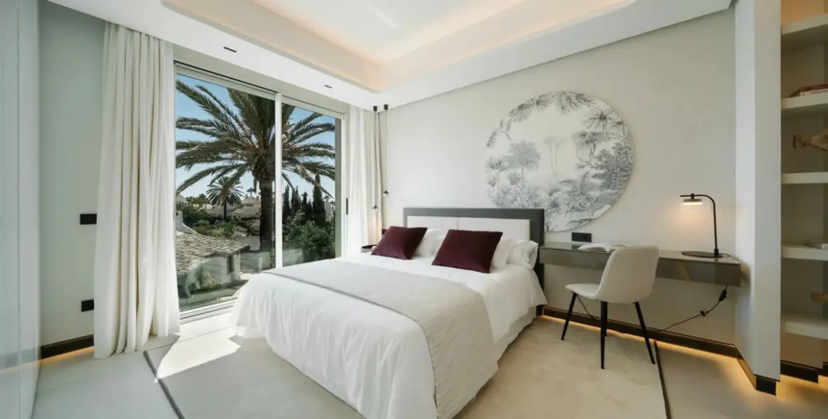 Sale of detached villa in Marbella 3