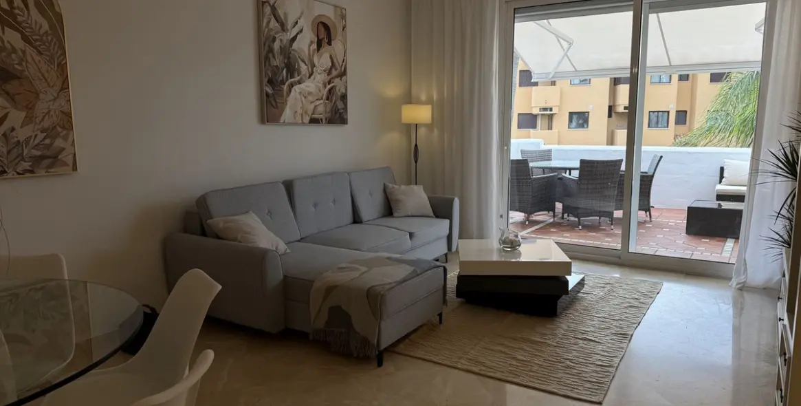 Long-term rent of penthouse in Cancelada 4