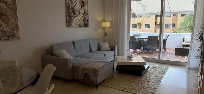 Long-term rent of penthouse in Cancelada 3