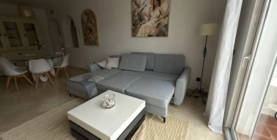 Long-term rent of penthouse in Cancelada 7