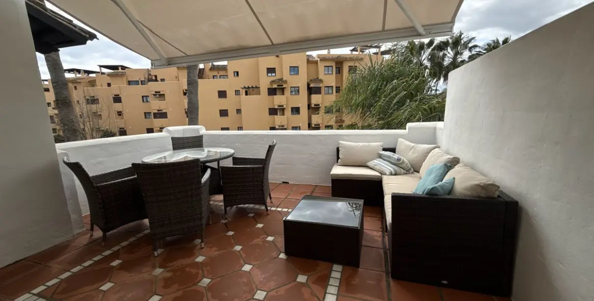 Long-term rent of penthouse in Cancelada 11