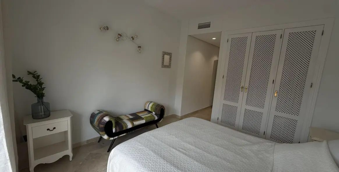 Long-term rent of penthouse in Cancelada 15