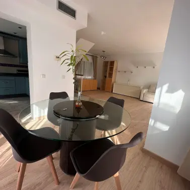 Long-term rent of detached villa in Nueva Andalucía