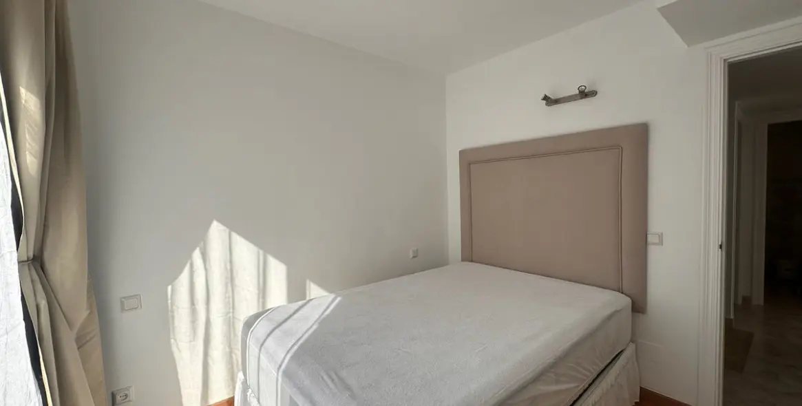 Long-term rent of detached villa in Nueva Andalucía 17