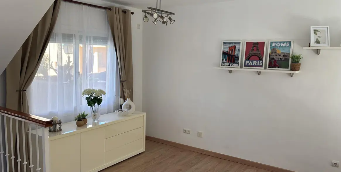 Long-term rent of detached villa in Nueva Andalucía 18