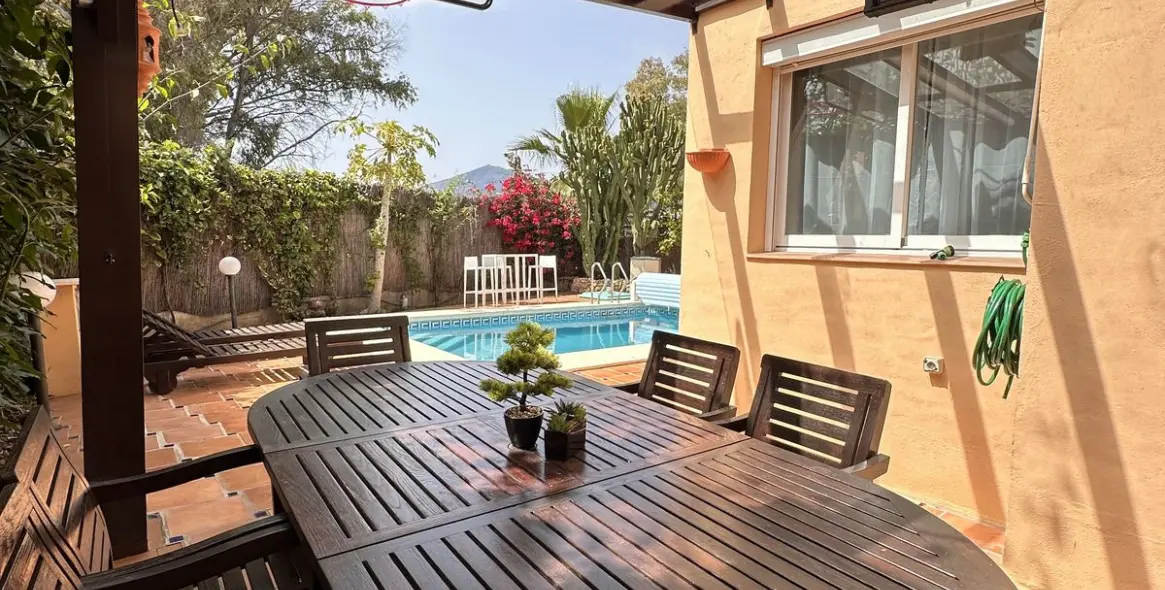 Long-term rent of detached villa in Nueva Andalucía 39