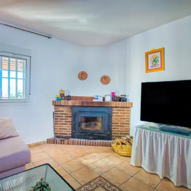 Venta de finca - cortijo en Alcaucín