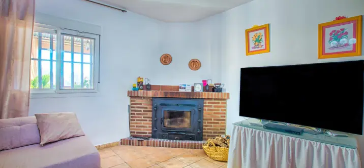 Venta de finca - cortijo en Alcaucín 3