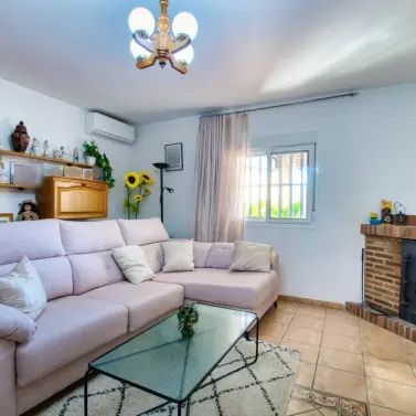 Venta de finca - cortijo en Alcaucín