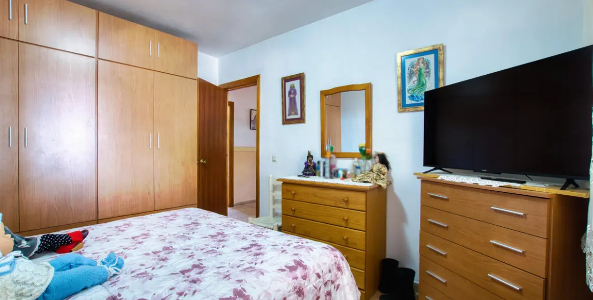 Venta de finca - cortijo en Alcaucín 8