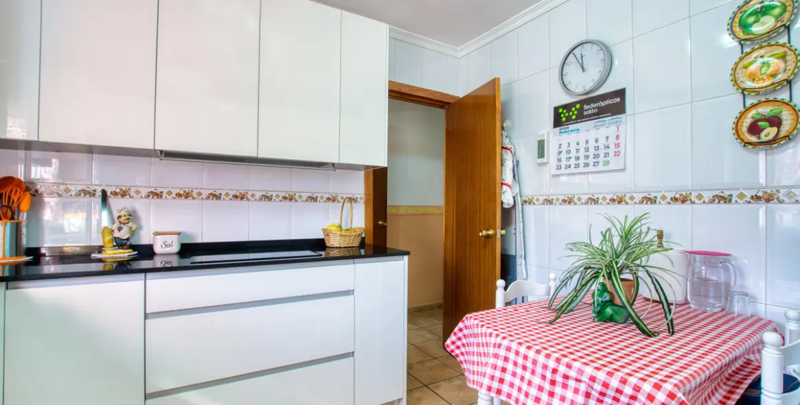 Venta de finca - cortijo en Alcaucín 28