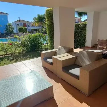Sale of ground floor apartment in Estepona
