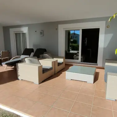 Sale of ground floor apartment in Estepona
