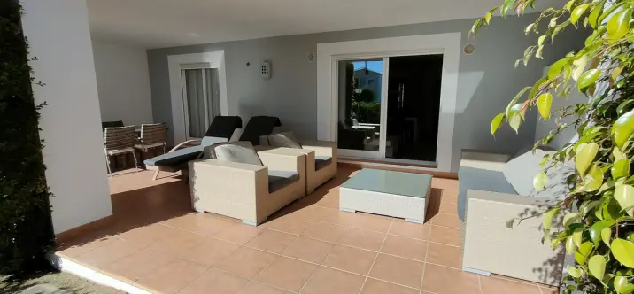 Sale of ground floor apartment in Estepona 4