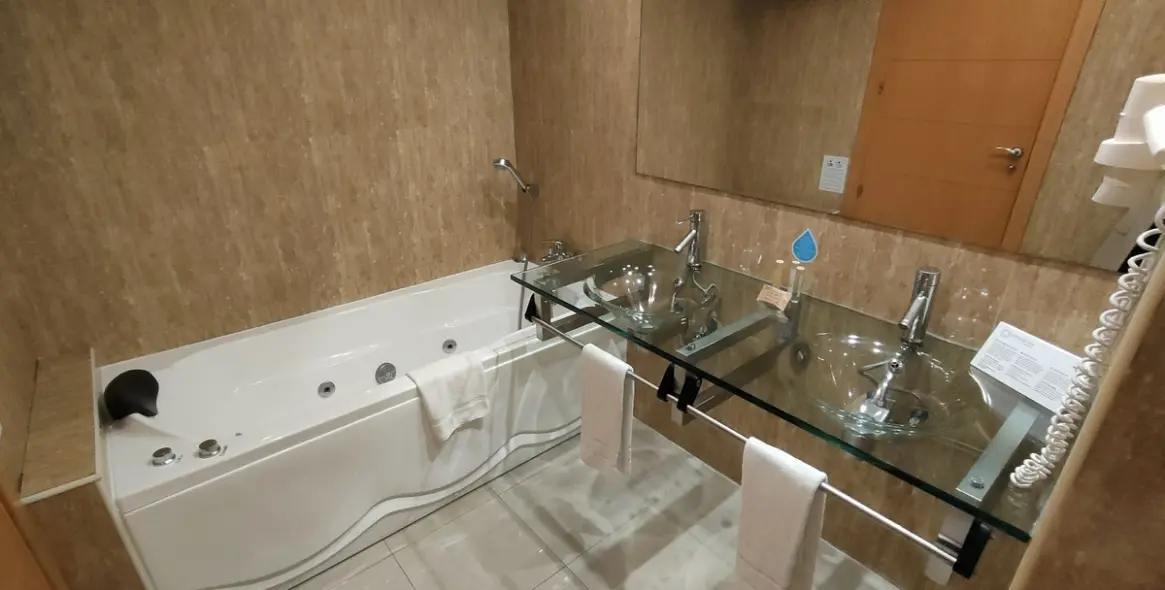 Продажа апартаментов на первом этаже в Estepona 14