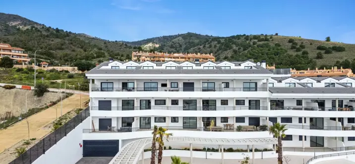 Продажа апартаментов на среднем этаже в Benalmadena 1