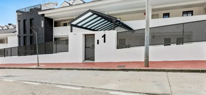 Продажа апартаментов на среднем этаже в Benalmadena 2