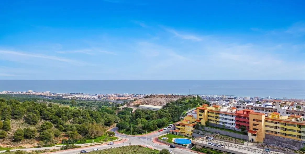 Продажа апартаментов на среднем этаже в Benalmadena 4