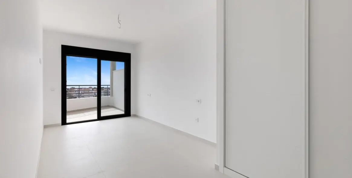 Продажа апартаментов на среднем этаже в Benalmadena 11