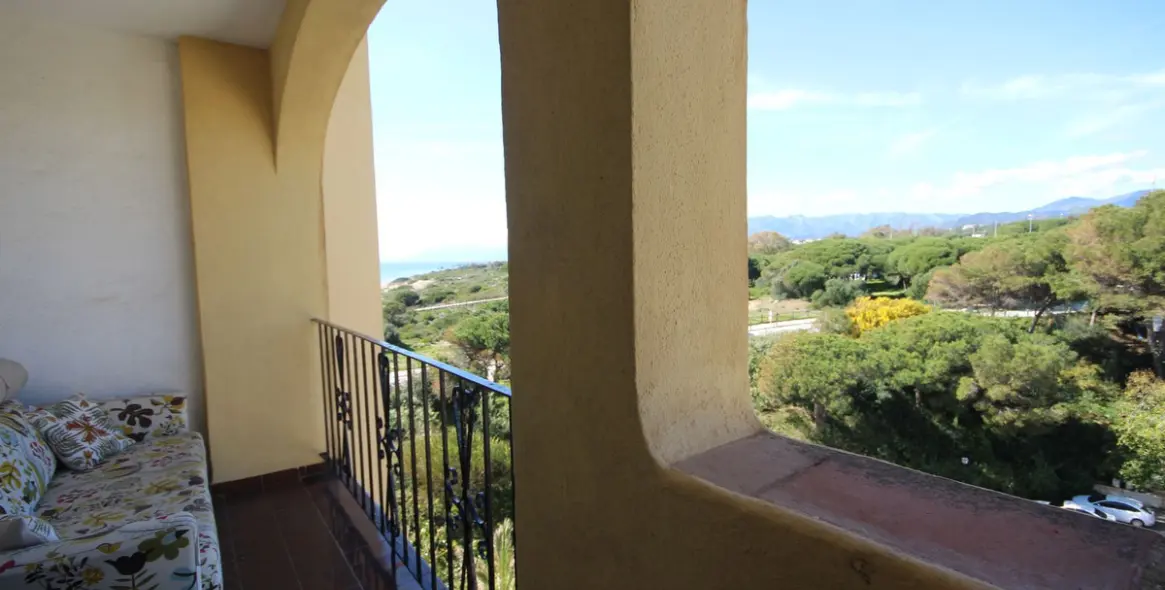 Продажа апартаментов на среднем этаже в Puerto de Cabopino 21