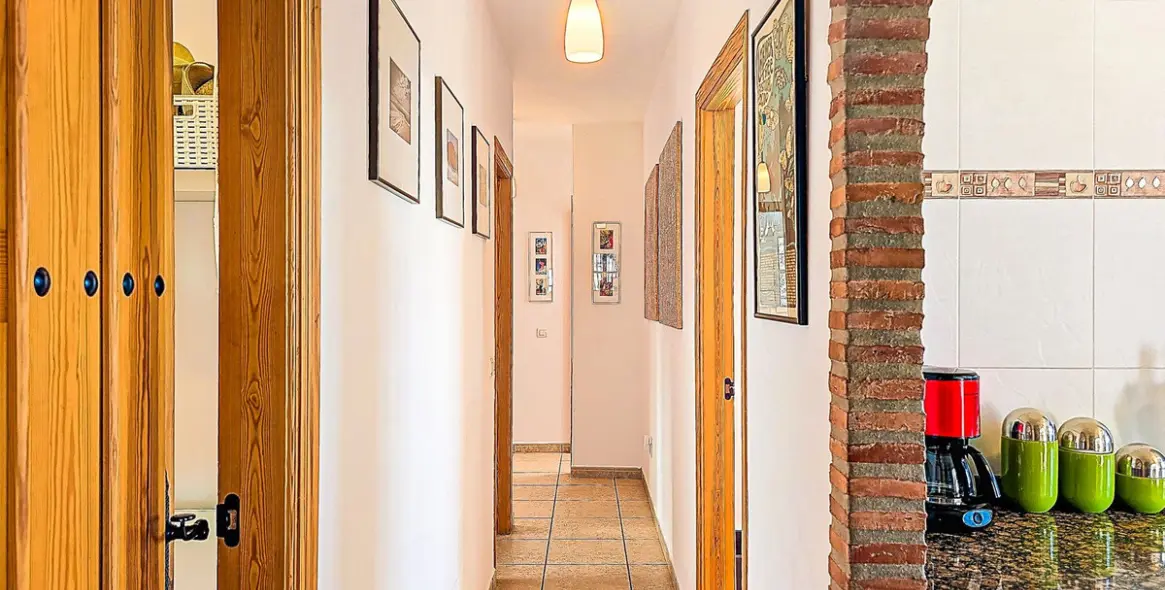 Продажа  отдельно стоящей виллы в Cómpeta 17