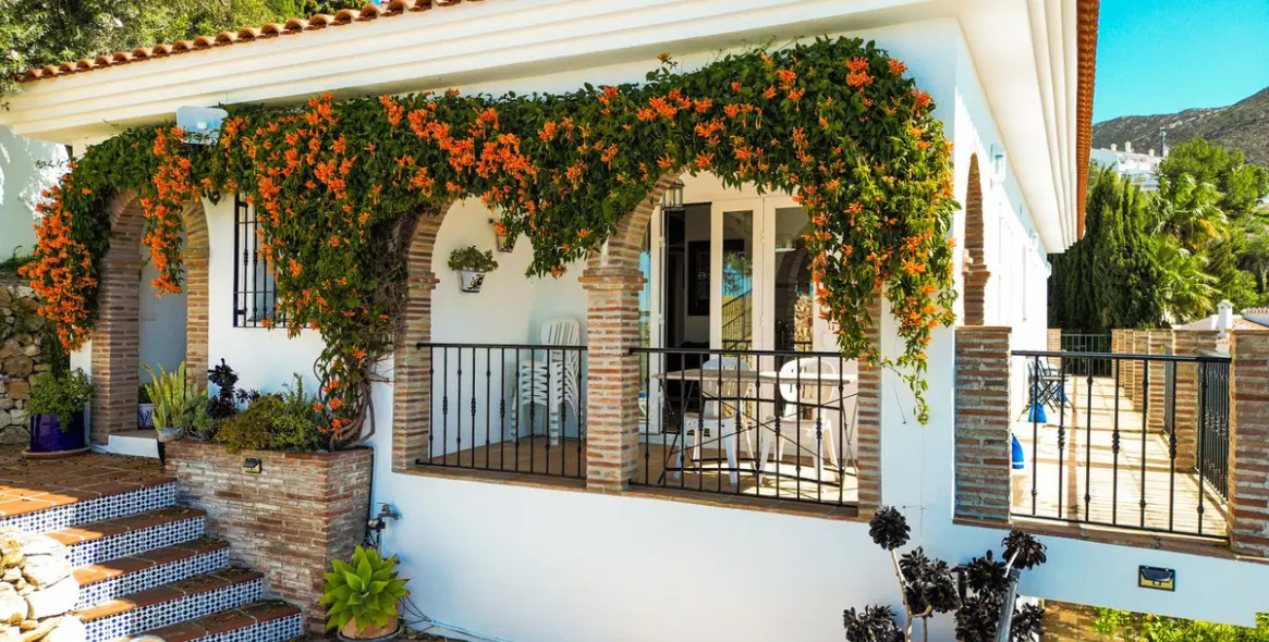 Продажа  отдельно стоящей виллы в Cómpeta 42