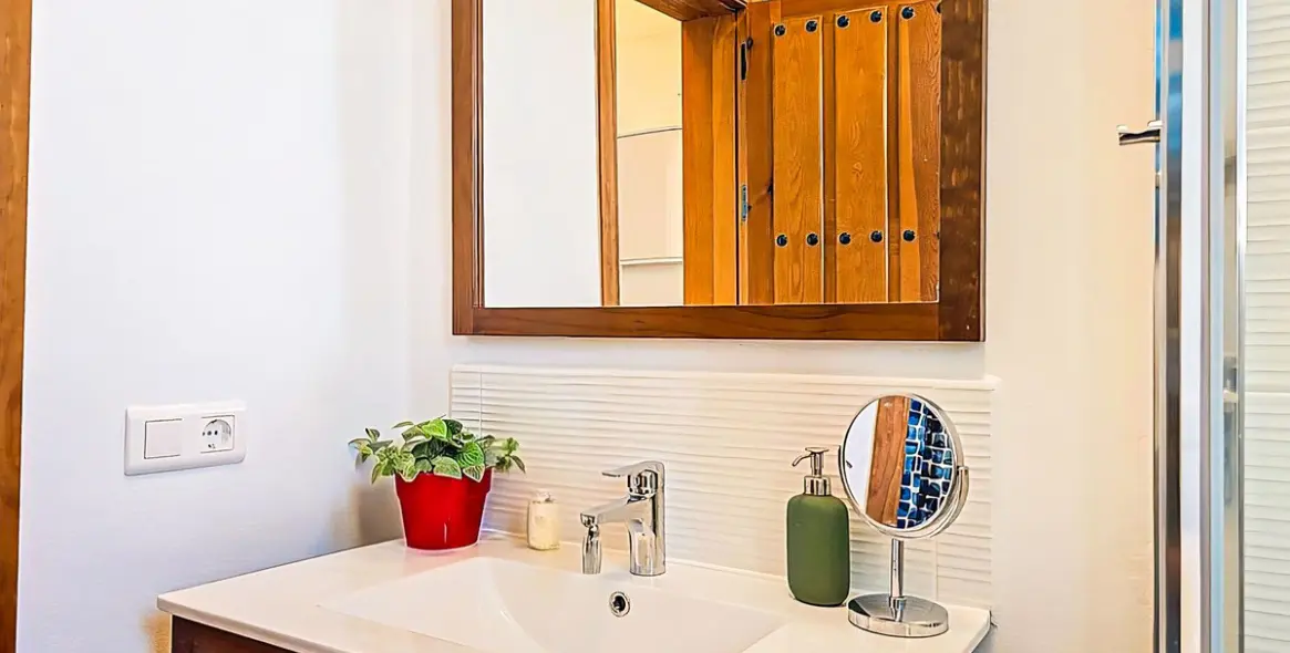 Продажа  отдельно стоящей виллы в Cómpeta 54