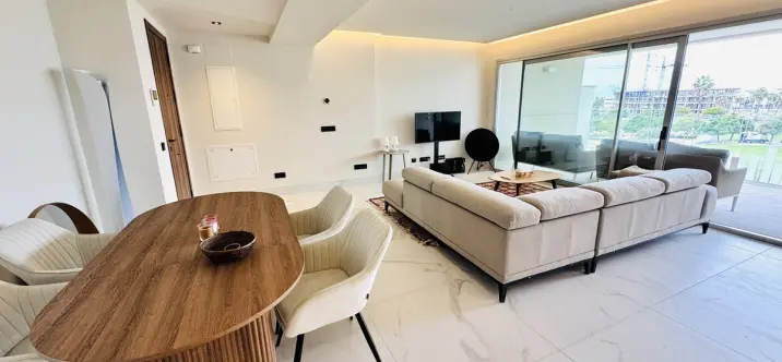 Sale of middle floor apartment in San Pedro de Alcántara 3