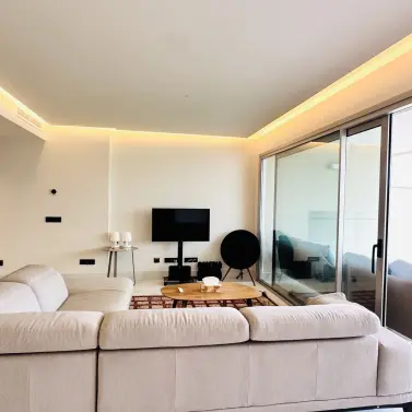 Sale of middle floor apartment in San Pedro de Alcántara