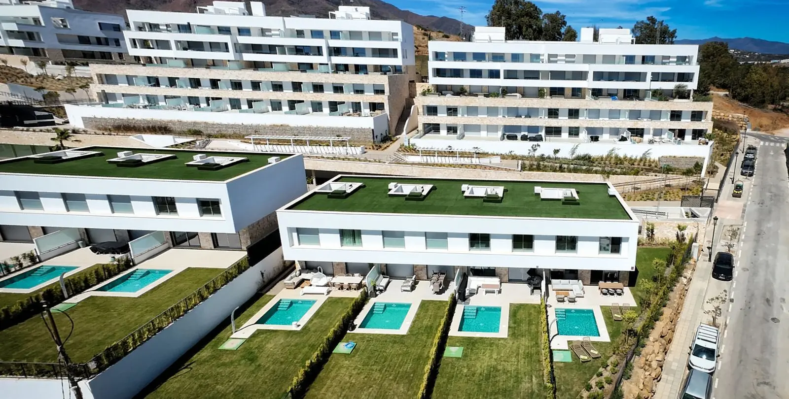Продажа таунхауса в Estepona 2