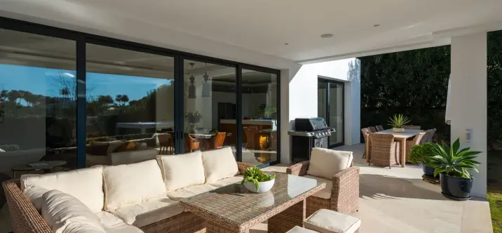 Venta de villa independiente en Nueva Andalucía 2