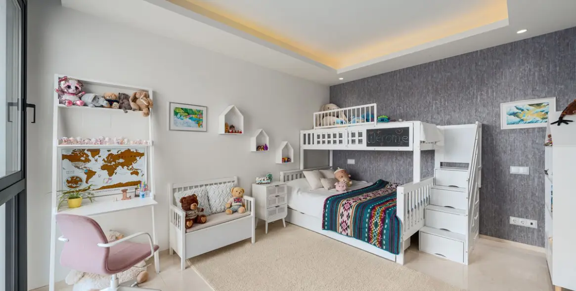 Sale of detached villa in Nueva Andalucía 23