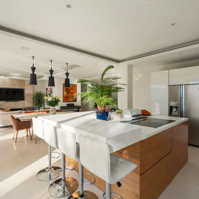 Sale of detached villa in Nueva Andalucía