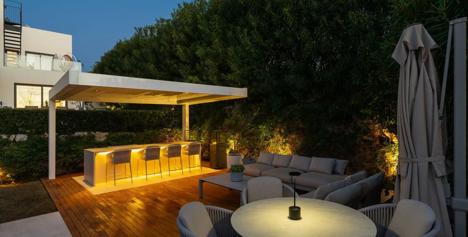 Sale of detached villa in Nueva Andalucía 17