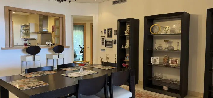 Venta de apartamento en planta media en Sierra Blanca 3