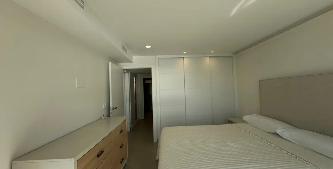 Long-term rent of middle floor apartment in Marbella 11