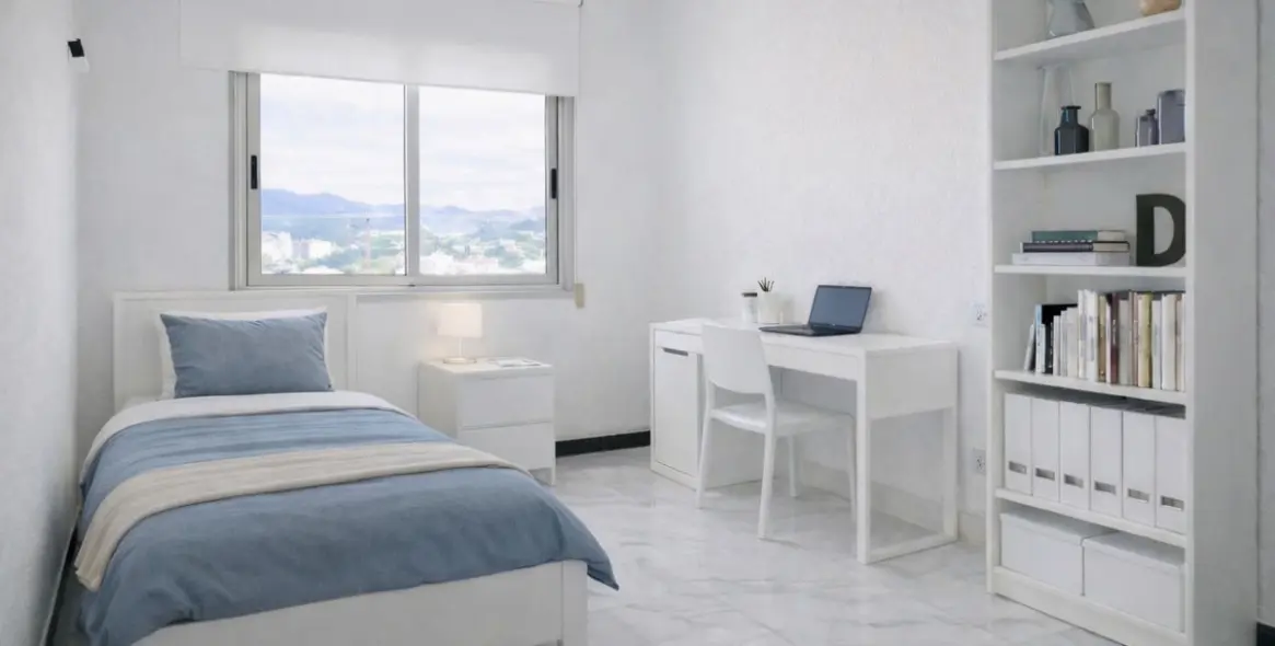 Долгосрочная аренда апартаментов на среднем этаже в Estepona 9