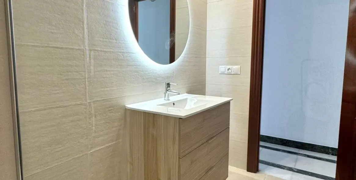 Долгосрочная аренда апартаментов на среднем этаже в Estepona 19