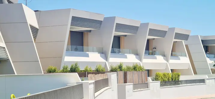 Долгосрочная аренда таунхауса в El Chaparral 0