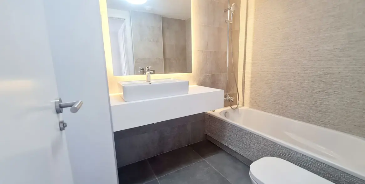 Alquiler a largo plazo de adosado en El Chaparral 12