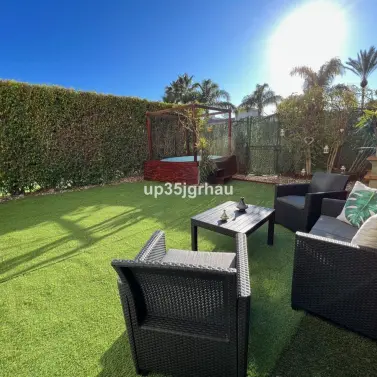 Sale of ground floor apartment in Estepona