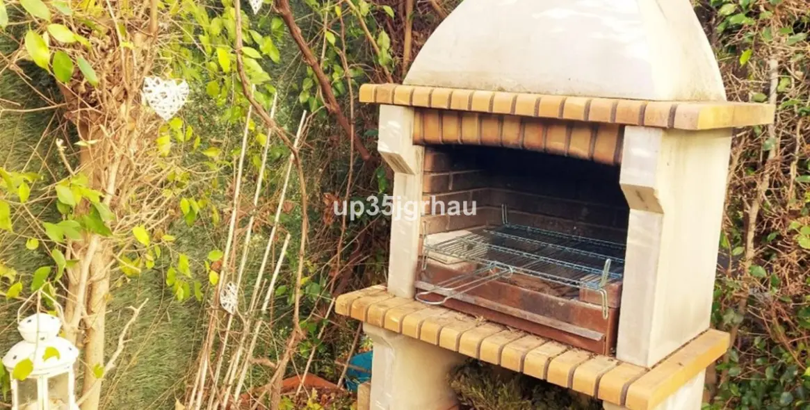 Sale of ground floor apartment in Estepona 8