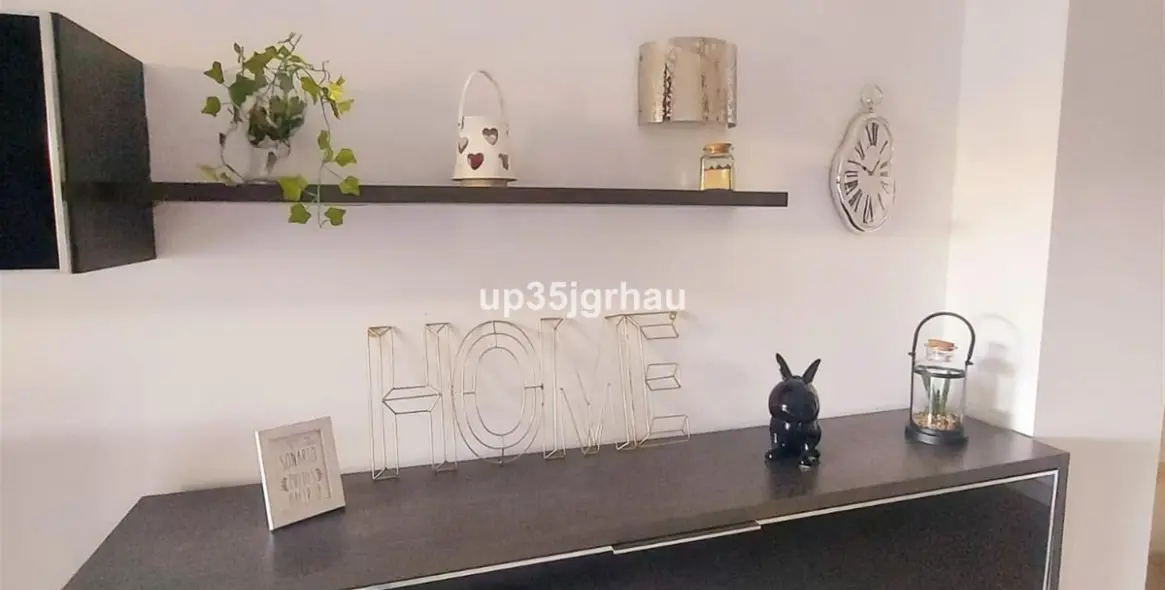 Sale of ground floor apartment in Estepona 32