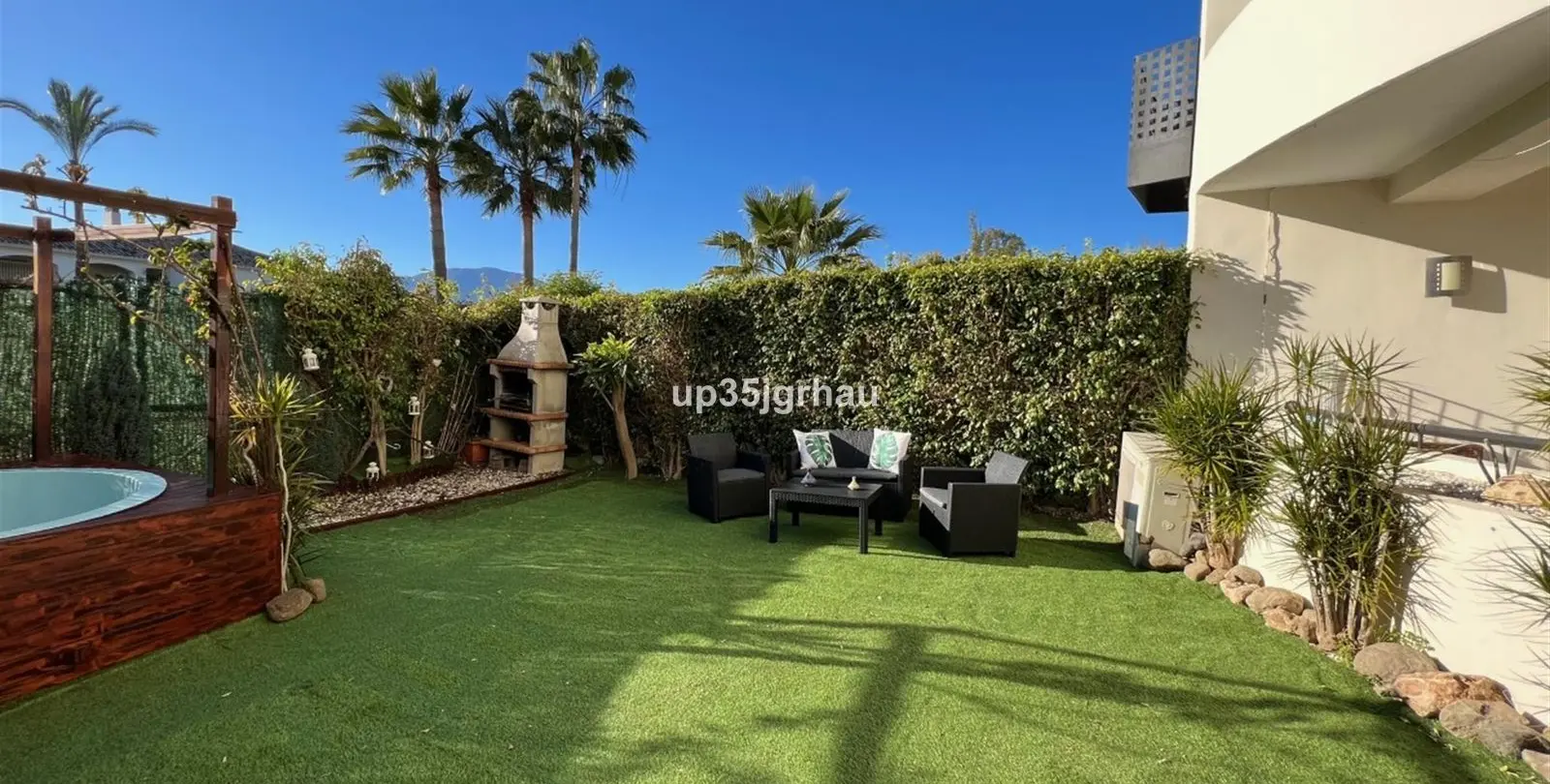 Продажа апартаментов на первом этаже в Estepona 10
