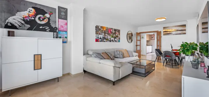 Продажа апартаментов на среднем этаже в Elviria 1