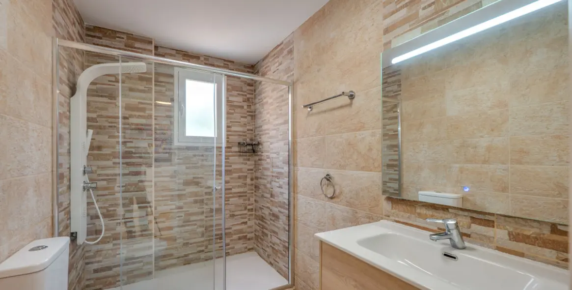 Продажа апартаментов на среднем этаже в Elviria 18