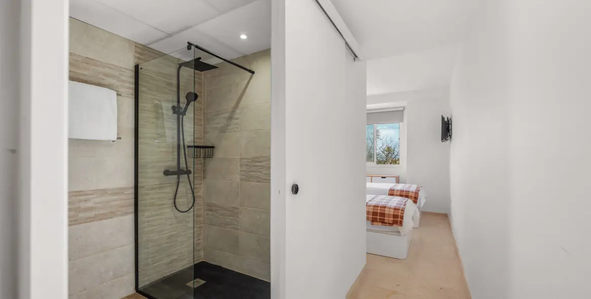 Продажа апартаментов на среднем этаже в Elviria 21