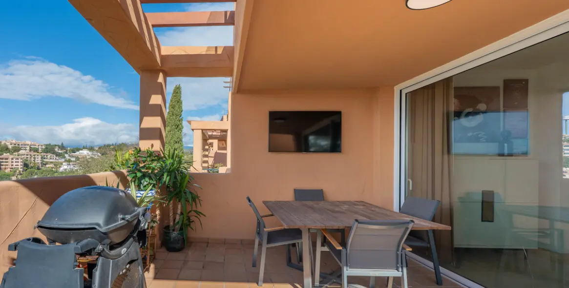 Продажа апартаментов на среднем этаже в Elviria 22