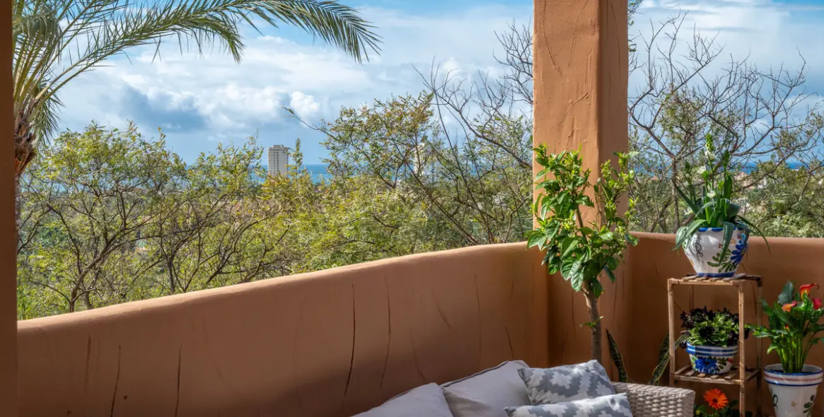 Продажа апартаментов на среднем этаже в Elviria 23