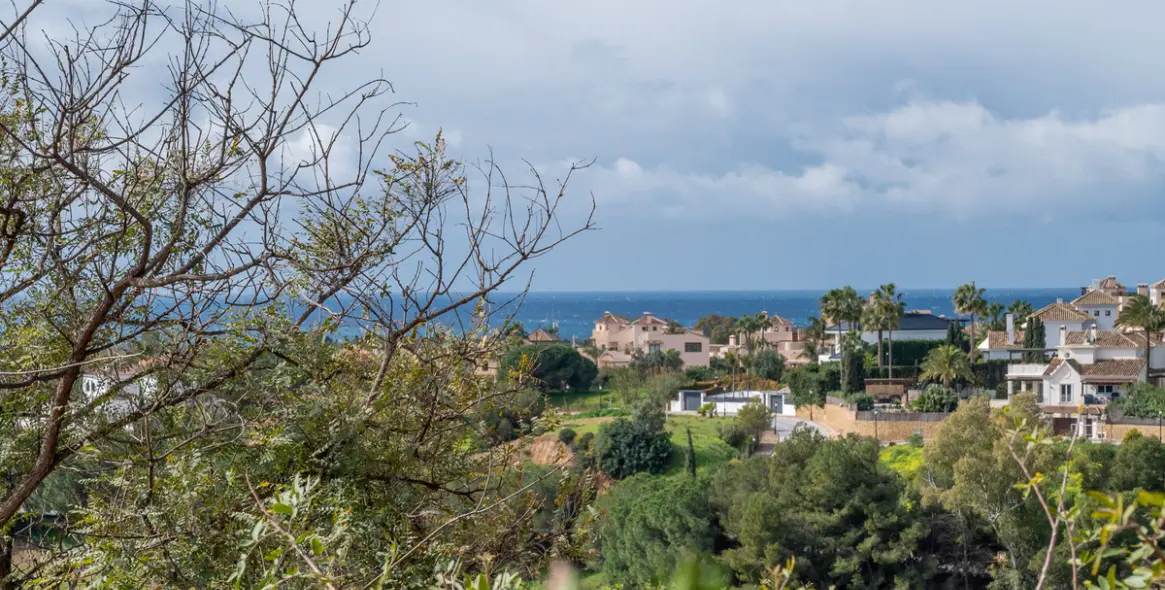 Продажа апартаментов на среднем этаже в Elviria 25